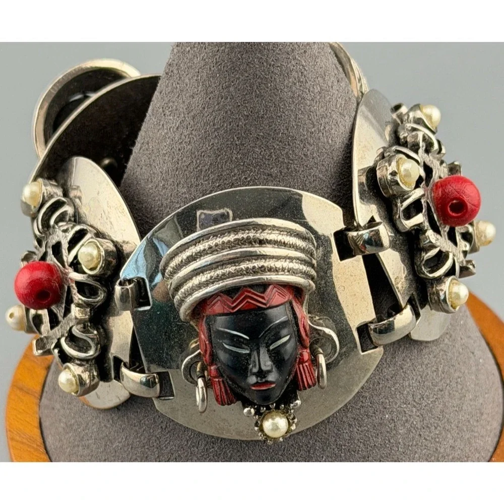 Vintage Mask Link Bracelet Silver Tone Black Face Mask Statement Boho 7.5